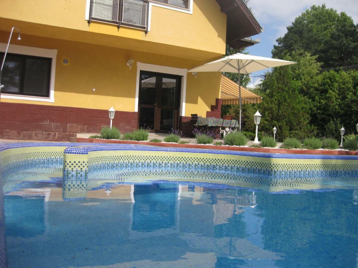 Schieszl Apartments Zamardi 2 Dış mekan fotoğraf